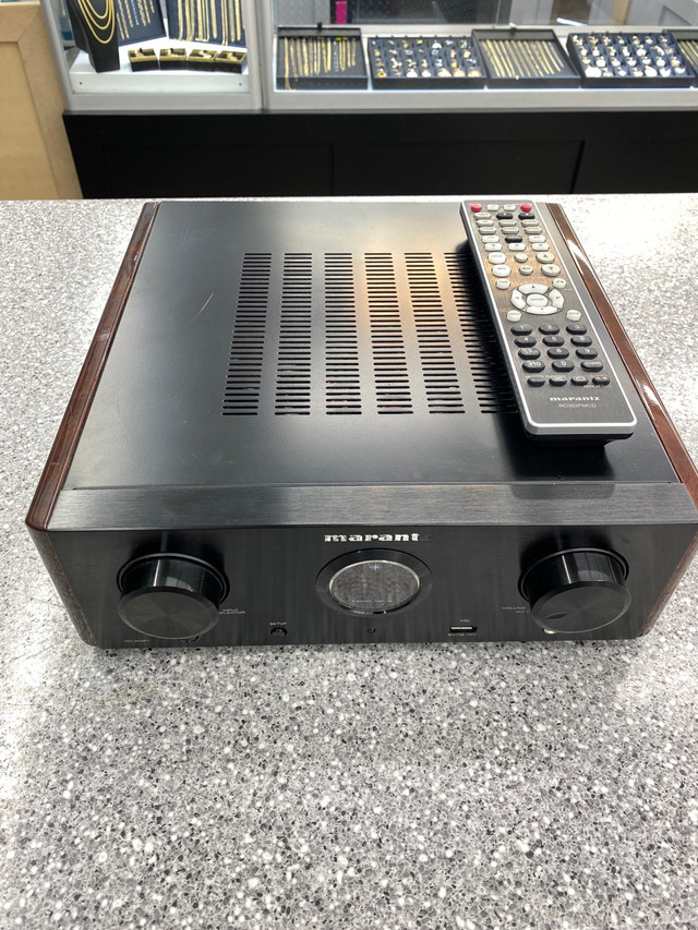 Marantz HD-AMP1 Power Amplifier w/Remote -Black/Woodgrain in Stereo Systems & Home Theatre in City of Toronto