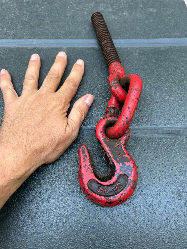 $2 Tool ratchet chain binder hook 3/8" - 1/2"  Construction in Hand Tools in City of Toronto - Image 3