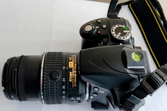 NIKON D 3300 in Cameras & Camcorders in St. Catharines - Image 3
