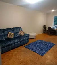 Room for rent. Looking for roommate