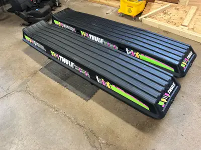 Matching set of Thule combi boxes (left and right). Boxes are in excellent shape and have all the la...