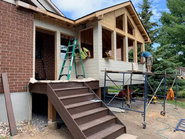 Experienced Carpenter584651903903344642