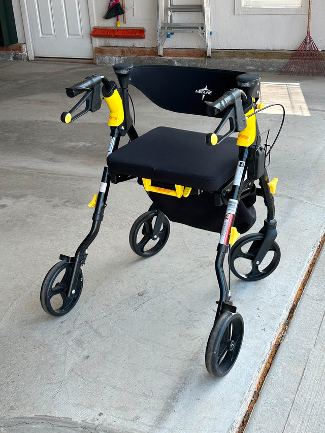 Walker like new in Health & Special Needs in Grande Prairie