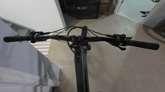 2022 Canyon Torque:ON 7 E-Mountain Bike in eBike in London - Image 4