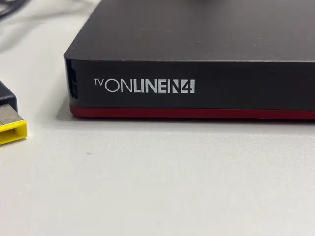 online tv box AVOV  in General Electronics in Edmonton - Image 3