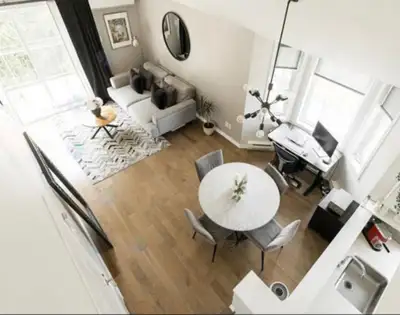 Luxury Corner Loft w/ Mezzanine + Garage – Bois-Franc – $1,900