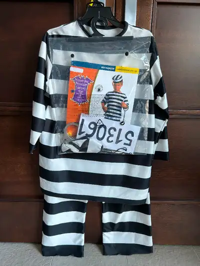 Costume Prisonnier, Enfants 10-12 ans (Kids 10-12 yrs old) Inclus: chapeau, menottes, numero