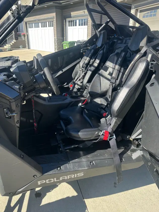 2022 RZR xp pro ultimate turbo in ATVs in Strathcona County - Image 5