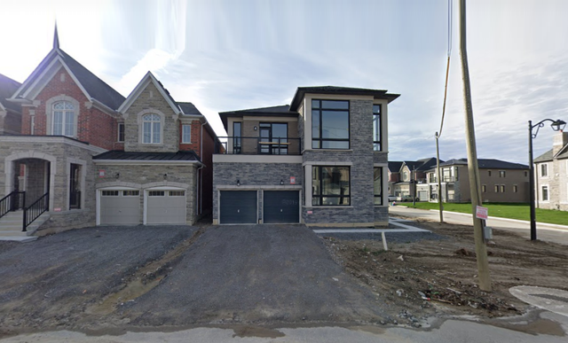 FANTASTIC "OFF MARKET" DEALS! in Houses for Sale in City of Toronto - Image 8