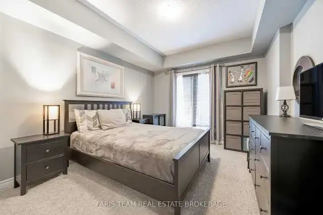 Private Room for rent (Hamilton) with separate kitchen,washroom