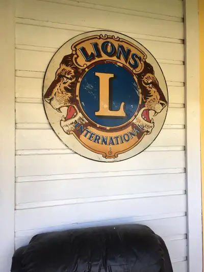 Single Sided Lions International Sign