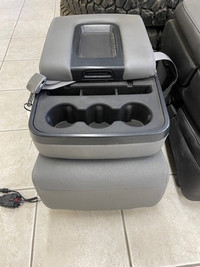 2014-19 SILVERADO / SIERRA – TIRD SEAT & CONSOLE