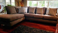 Luxurious Sectional Style Sofa