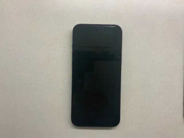 IPHONE 16 8GIG 256GO 6.7INCH WATER DEMAGE WATER DAMAGE in Cell Phones in City of Montréal - Image 2