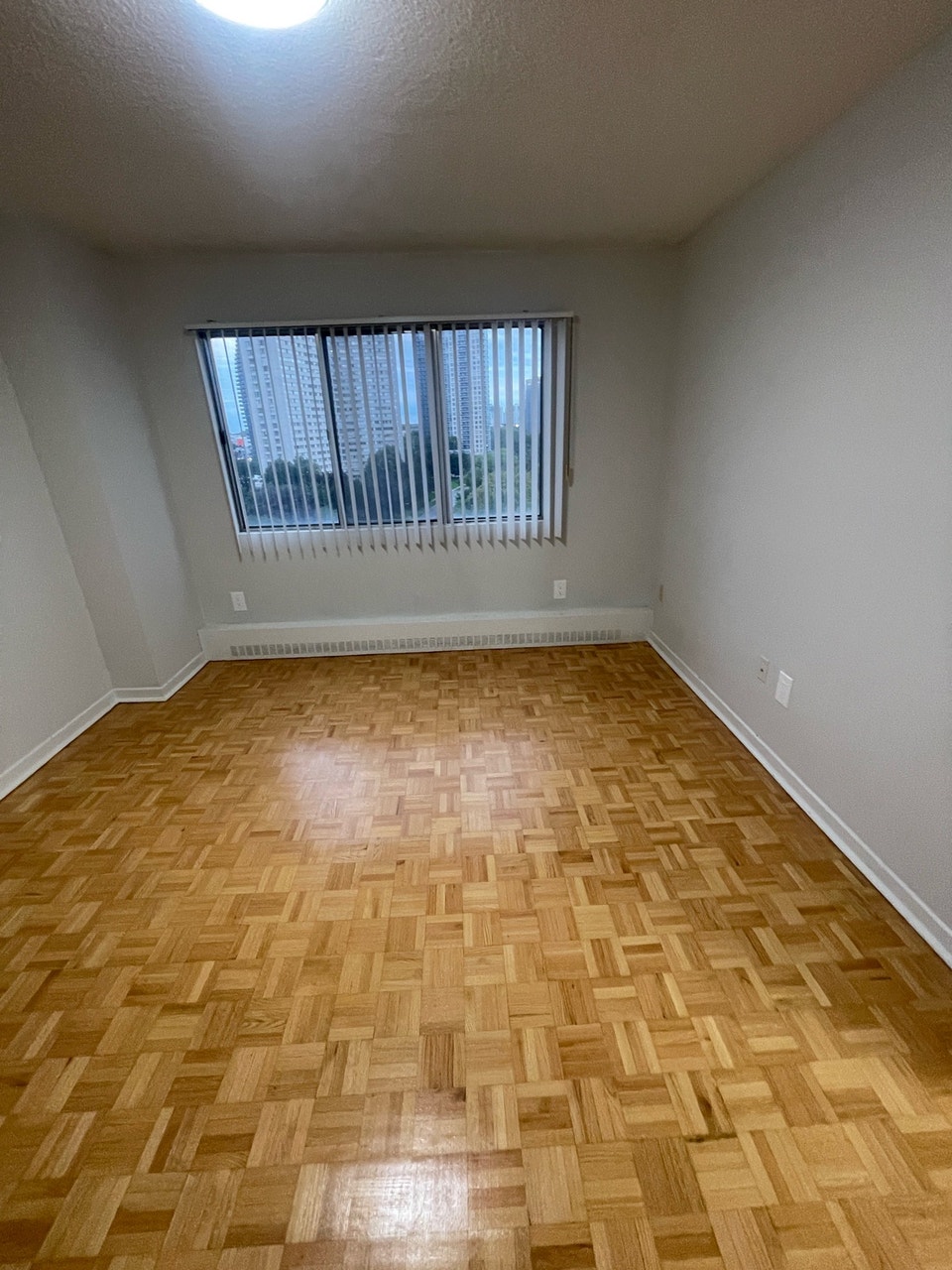 Room for rent 2