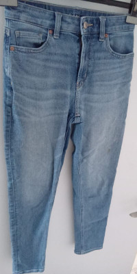 AMERICAN EAGLE STRETCH JEANS (size 00)