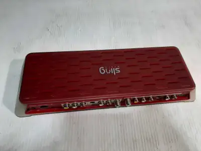 Relive your favourite shows anytime, anywhere with this used Sling Media Slingbox SOLO, a versatile...