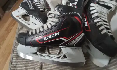 CCM Jetspeed  Skates  Size 5, View more