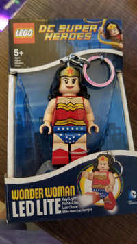 Lego Wonder woman ledlite key light new