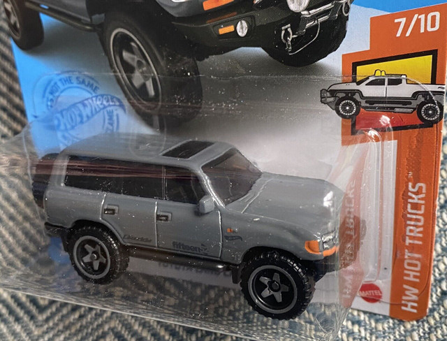 TOYOTA LAND CRUISER- HOT WHEELS  in Arts & Collectibles in Mississauga / Peel Region - Image 4