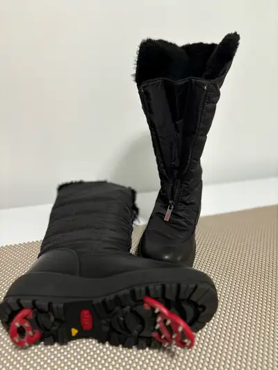 Sauvez 180$ Bottes  à crampons Olang Flora/Barbara noir-femme, View more