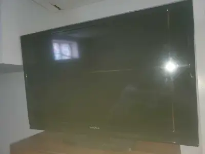 Insignia 50-inch LCD TV, View more