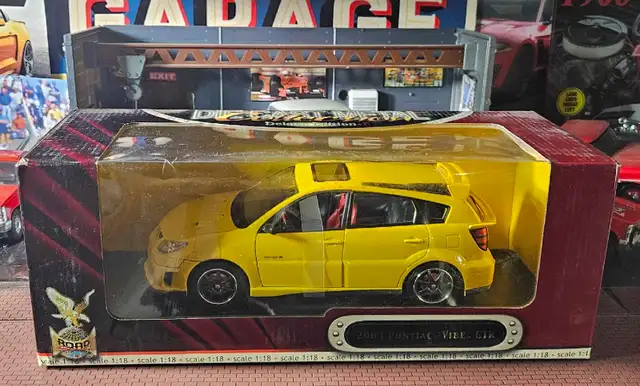 DIECAST CARS & TRUCKS 1:18 PONTIAC in Toys & Games in Hamilton - Image 6