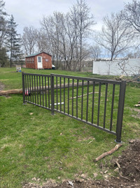 Pending - Free - Aluminum Fence 