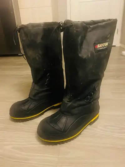 Size 9 Fits like an 8.5 Baffin Steel toe work boots insulated, waterproof, shock proof $60 These ret...