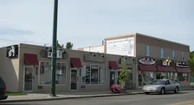 SPACE FOR LEASE: Medical, Massage, Beauty Salon or Retail, SIze: 1,400 sq. ft. I Triple Net Lease Th...