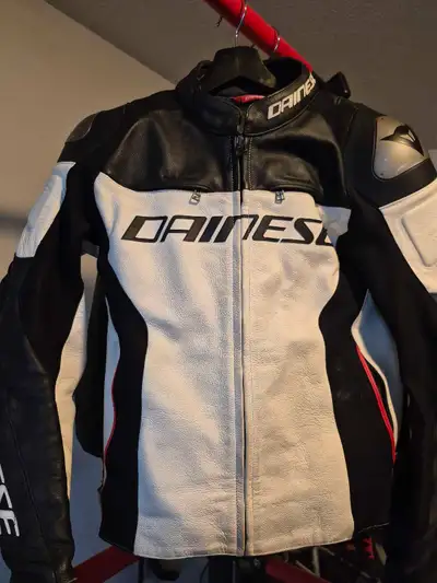 Selling a Dainese racing Leather jacket size 48. There's a small scuff on the left shoulder but othe...