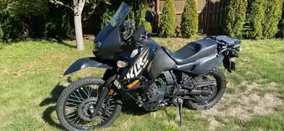 Bikes in excellent condition. Lady driven. 18,713 klms. Corbin seat. Comes with trickle charger, man...