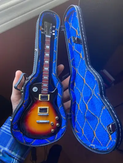 Miniature Gibson Les Paul Electric Guitar Collectible in Case, View more