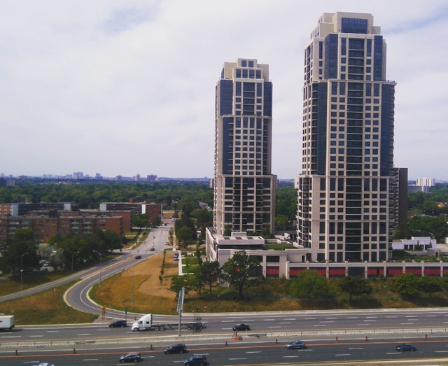 Etobicoke, Lake Shore, Sherway 1Bed/1+Den Condos For Rent! Long Term Rentals City of