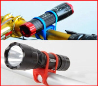 Bicycle Bright Zoomable LED Headlight. Free Bike Holder.