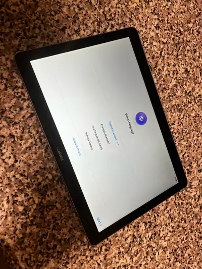 Huawei AGS-LO3 Tablet, View more