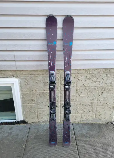 Salomon 143cm skis with Salomon bindings, View more