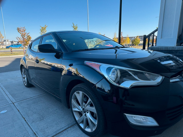 2016 Hyundai Veloster 180k km in Cars & Trucks in Calgary - Image 2
