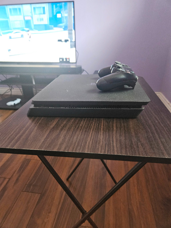 PS4 brand new condition in Sony Playstation 4 in Abbotsford - Image 3