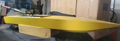 I'm selling my 6ft RC boat with a striking yellow finish. This boat has never been in the water & re...