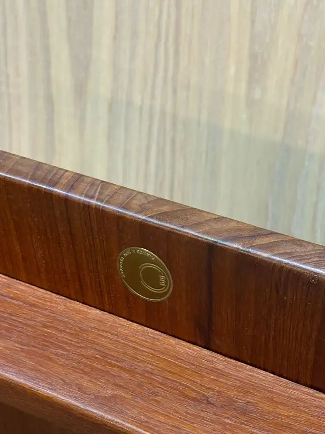 1960s Solid Teak FD535 Side End Table by Finn Juhl in Other Tables in Victoria - Image 8