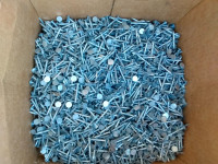 10Lbs of Roofing Nails 1-1/4 inch Brand New