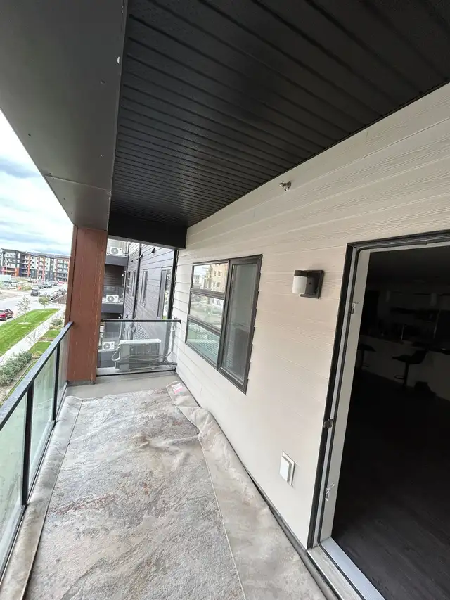 A room in 2 bed 1 bath apartment in Long Term Rentals in Winnipeg - Image 10
