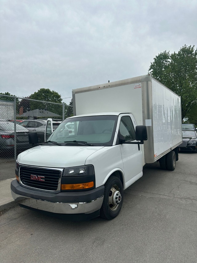 2017 GMC TRUCK — photo 3