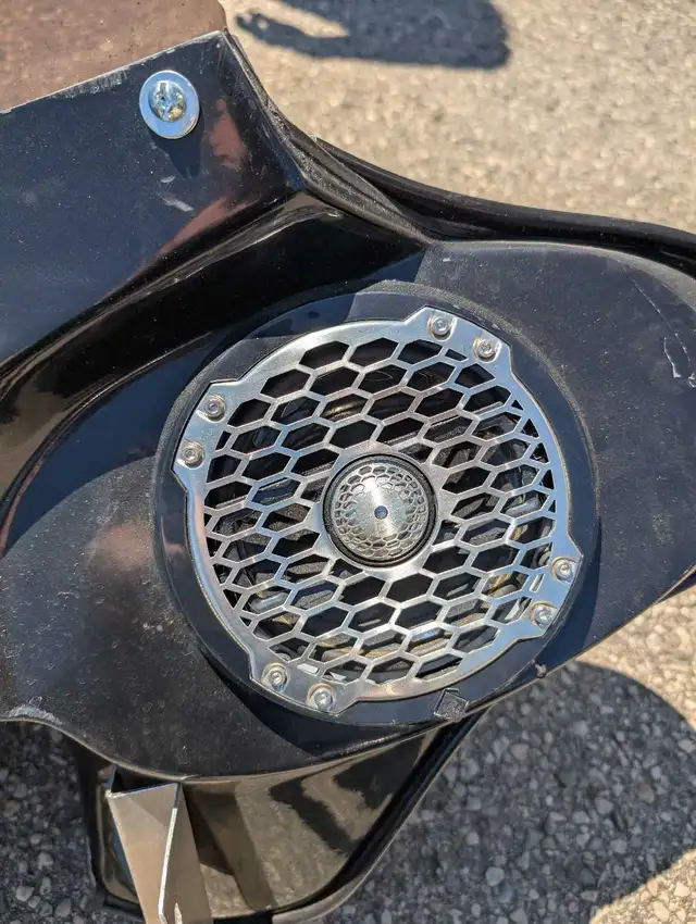 motorcycle fairing in Other in Guelph - Image 6