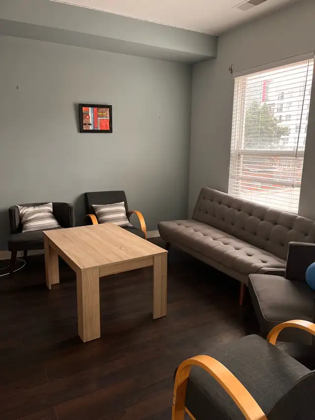Student rental Laurier/ Waterloo/ University/ Conestoga College in Long Term Rentals in Kitchener / Waterloo - Image 4