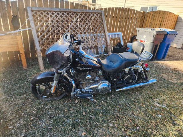 harleydavidson street glide for parts in Street, Cruisers & Choppers in Saskatoon
