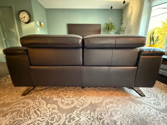 Reclining leather sofa62863266221057124