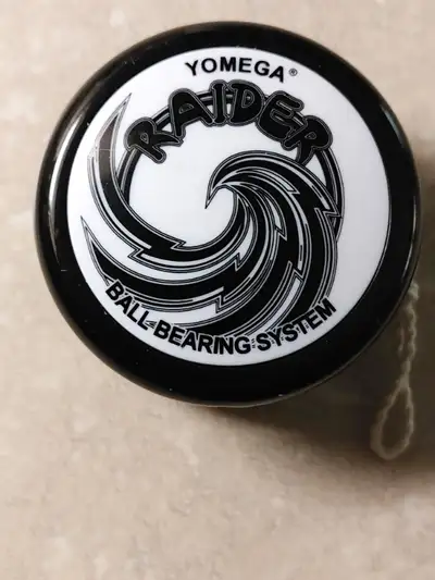 YOMEGA RAIDER YOYO Yo Yo Ball Bearing Barrhaven no holds without e transfer
