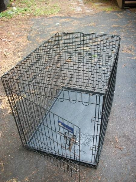 WANTED Dog crates any size and quantity  in Animal & Pet Services in City of Toronto